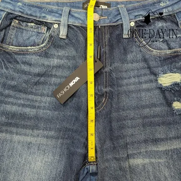 Fashion Nova Juniors I Said So Ripped Straight Leg Jeans Size 13 - Picture 5 of 8